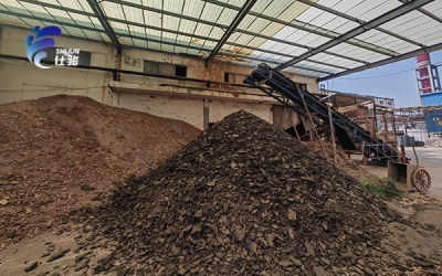 破解60%含水率技術(shù)鴻溝,仕駿污泥增效劑成達(dá)標(biāo)關(guān)鍵