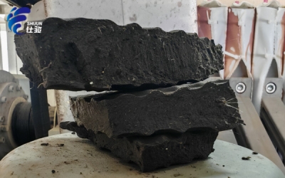 板框脫水工藝瓶頸分析:傳統無機調理劑的結構性技術缺陷